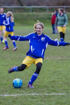 Bild 30 - B-Juniorinnen TSV Gnutz o.W. - SV Henstedt Ulzburg II : Ergebnis: ca. 5:0